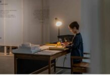 ‘집들이’ 형식의 이색 전시회… 29일까지 열린다