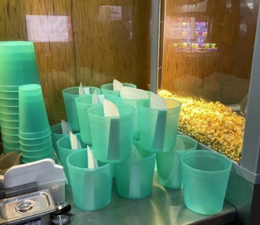 경기도, 다회용 컵에 이은 팝콘용기 도내 7개 영화관에 공급…일회용품 저감 통한 친환경·탄소저감 앞장